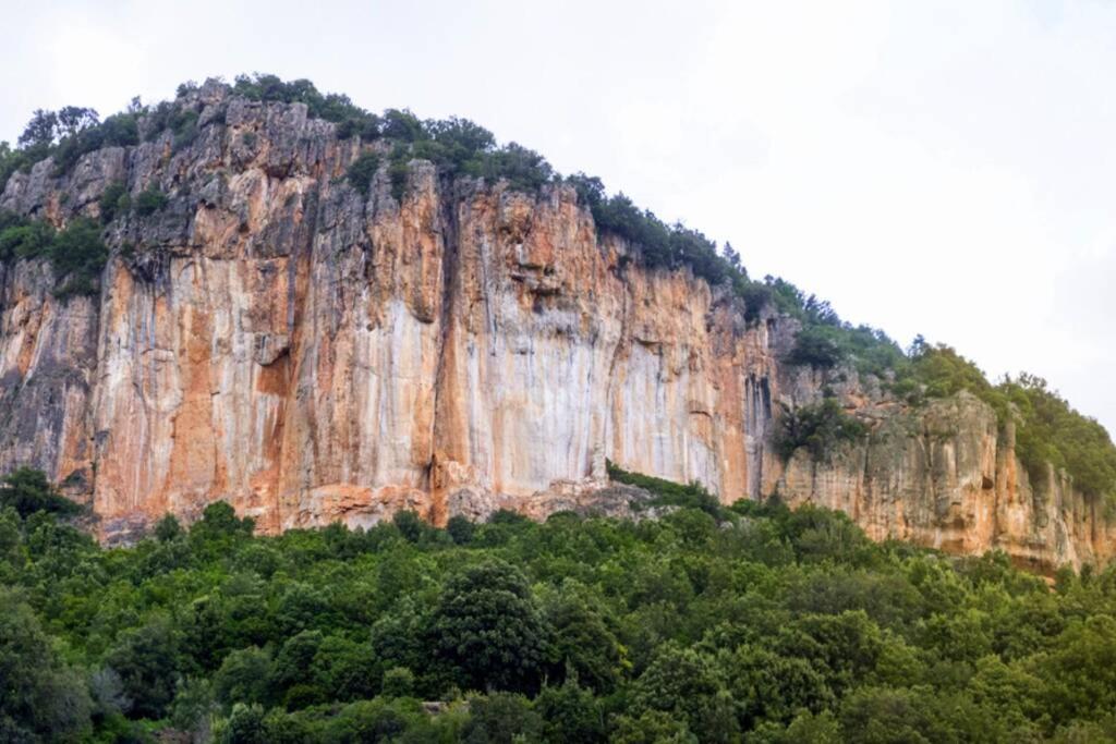 Ferula Romantica Mansarda Tra Fiumi E Montagne Sardegna Seulo Ngoại thất bức ảnh